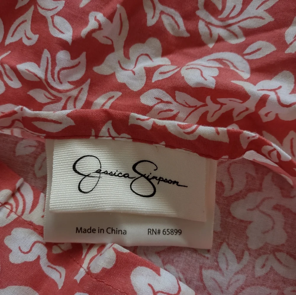 2 Items Jessica Simpson medallion comforter 1 embroidered sham coral floral